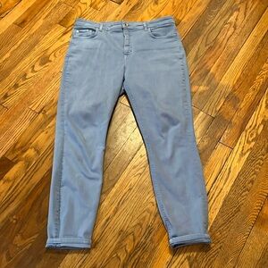 Vineyard Vines light blue jeans